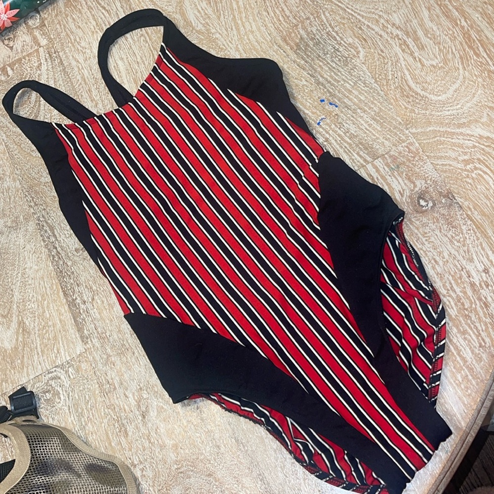 Vintage Westbound Beach One Piece Swimsuit Small black red size 10